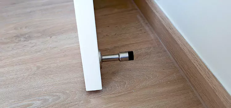 Magnetic Door Stop Integration Val-des-Monts
