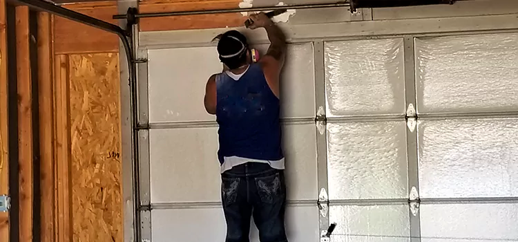 Specialized Garage Door Panel Solutions in Val-des-Monts, QC
