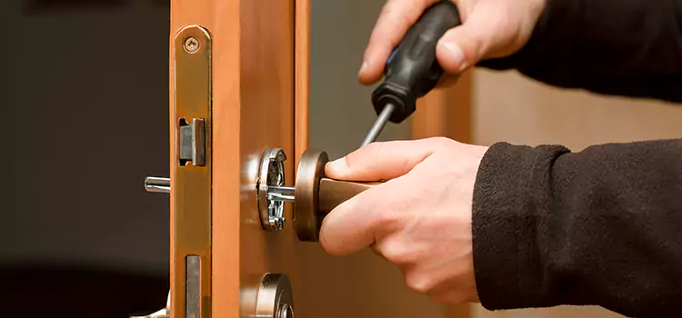Semi Truck Locksmith Val-des-Monts