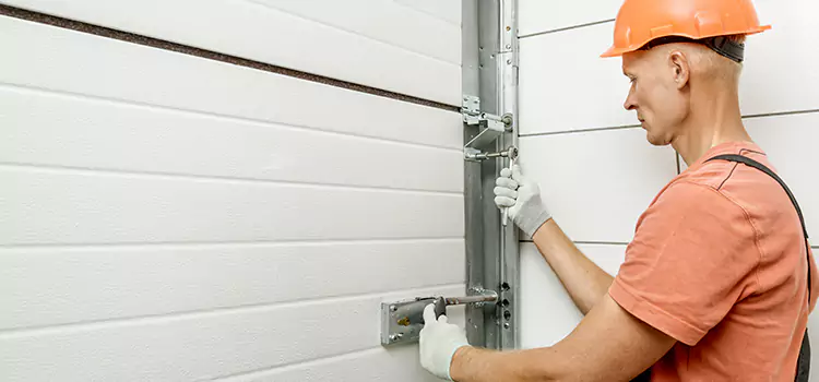 Why Choose Us for Garage Door Lock Services in Val-des-Monts, QC?