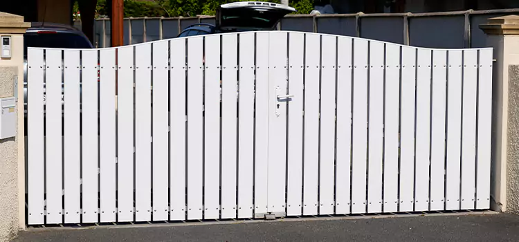 Why Choose Us for Residential Gate Repair in Val-des-Monts, QC?